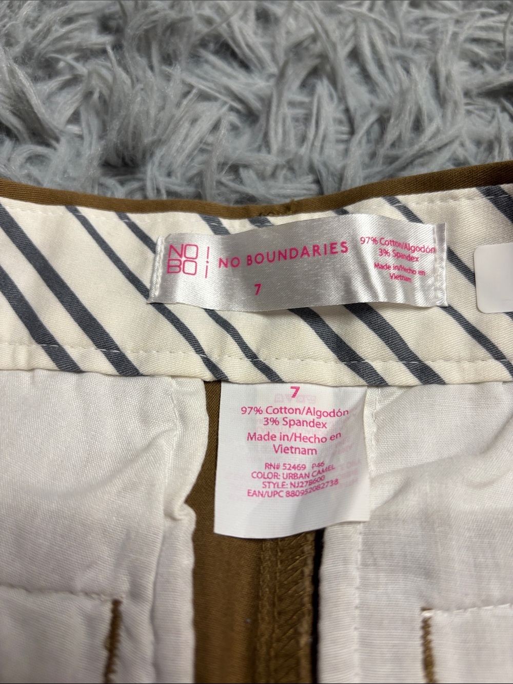 NWT Tan Shorts - Picture 13 of 13